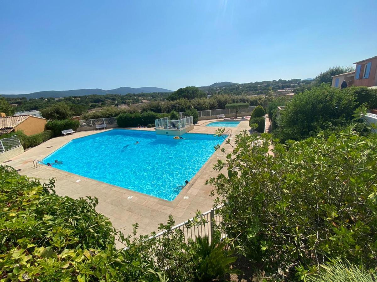 Mazet Dans Residence Avec Piscine Au Coeur Du Golfe De Saint-Tropez Cogolin Exteriér fotografie